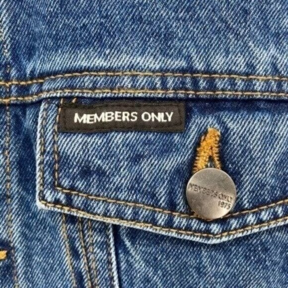 Members Only Looney Tunes Space Jam Denim Jean Bugs Bunny Medium Jacket NWT - Picture 6 of 12